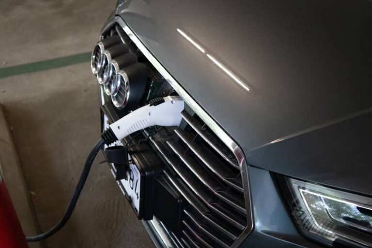 electric car