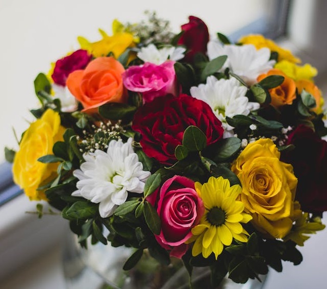 What Do Rose Colors Mean? Choosing the Perfect Roses for Special Events