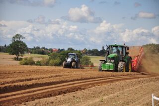 How to Maximise Efficiency With a Compact Tractor on a Small Plot
