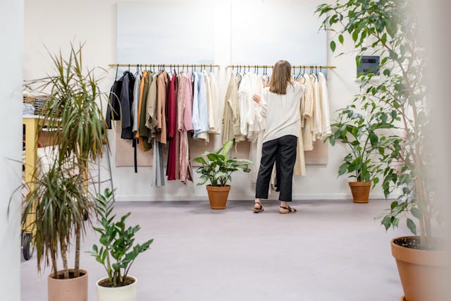 Sustainable Fashion: How to Build an Eco-Friendly Wardrobe in 2026
