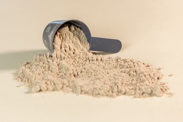 Does Protein Powder Expire? Shelf Life, Storage Tips, and Warning Signs