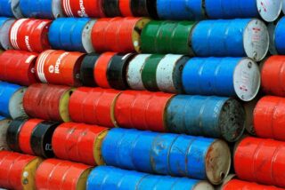 The Green Guide to Oil Containment: Preventing Environmental Damage for Facilities